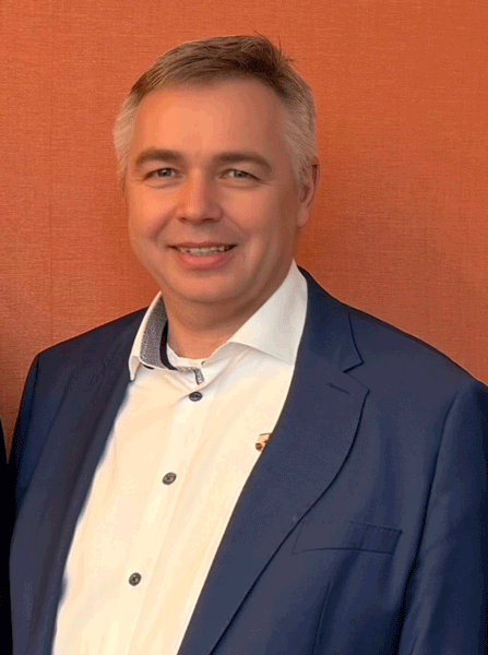 Christian Striepen Tel. 0711 / 75 04 654 Fax 0711 / 75 04 655 E-Mail: Christian.Striepen