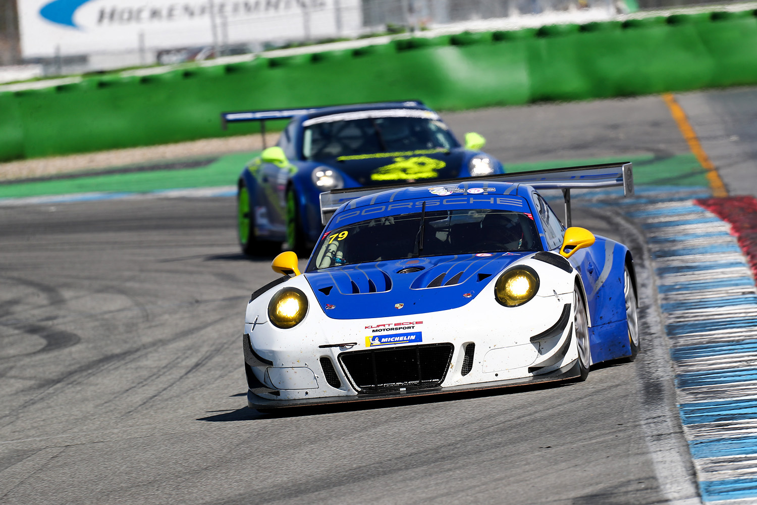 Neben Pablo Briones (991 GT3 R) starten noch weitere drei Chilenen in Mugello.jpg