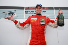 151024-PSC-Hockenheim2-1504-PcLife 001 2015-10-25 Porsche Sports Cup-Champion Michael Essmann junior.jpg