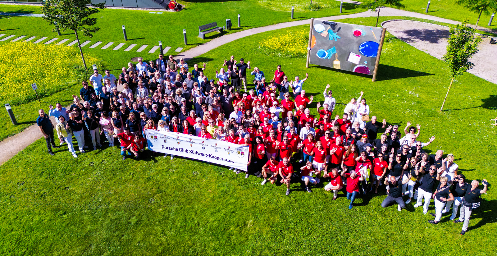 Web Titel 1aRaumfabrik GruppenfotoDJI 0778
